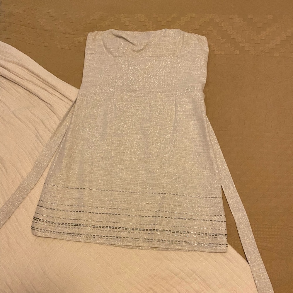 Linen strapless dress